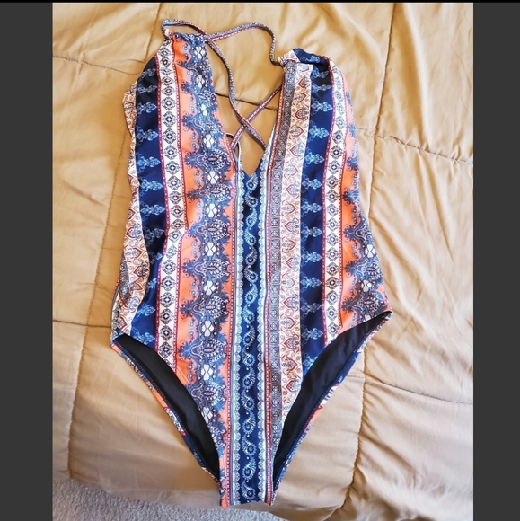 Cupshe Other - Cupshe One Piece Swimsuit